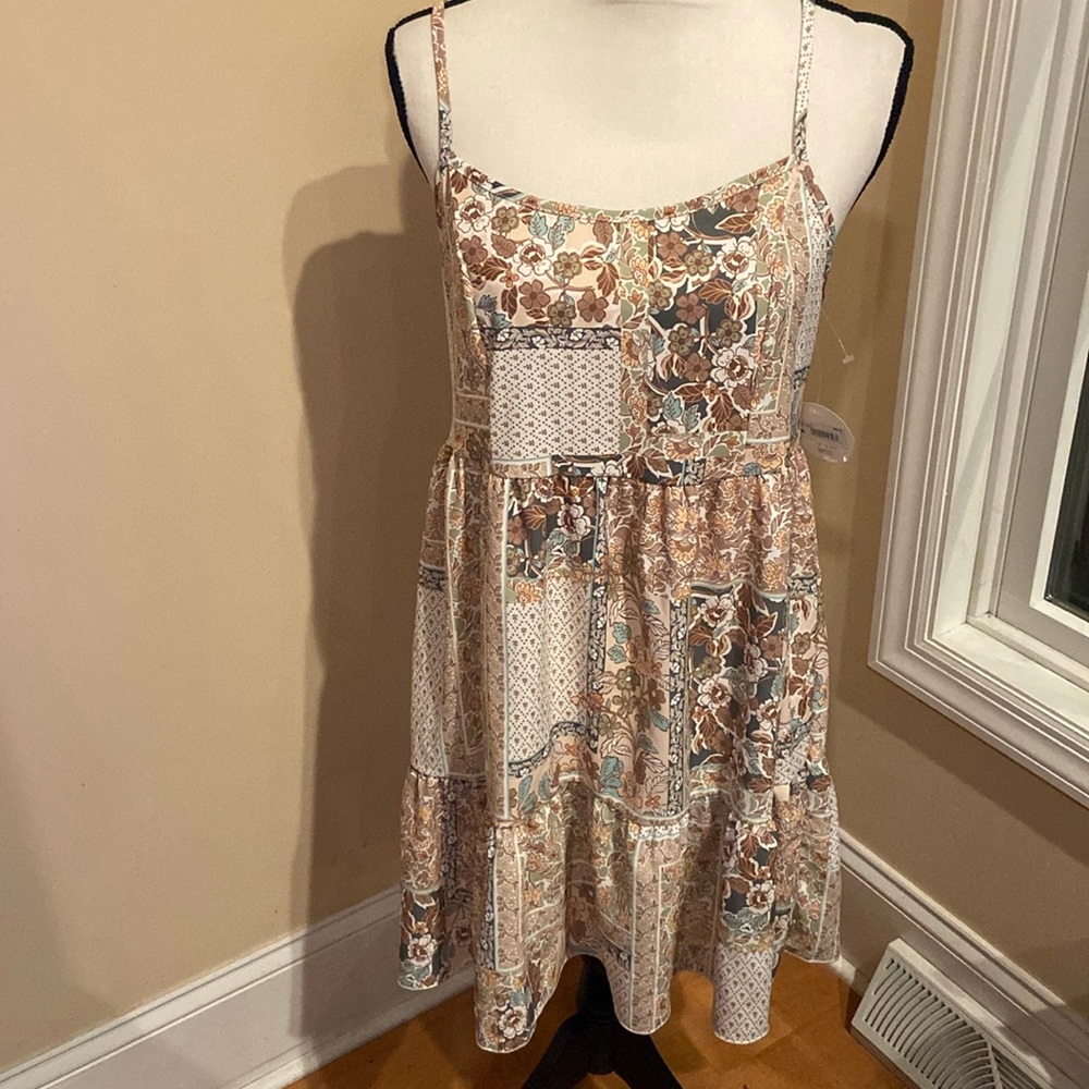 TULLABEE NWT Size M Spaghetti Strap Dress